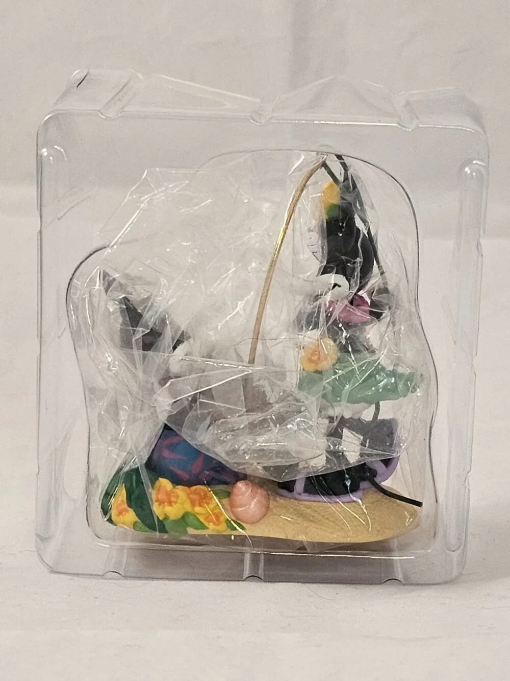1999 Hallmark Keepsake Ornament - Mickey and Minnie in Paradise - NIB